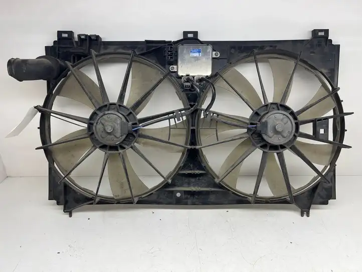 Lexus GS 300 350 430 450h (2004 - 2007) 8925730060 Комплект вентиляторов системы охлаждения — фото 1