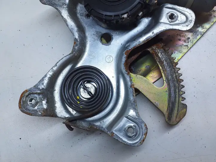 Lexus GS 300 350 430 (2000 - 2004) 8571030350 Стеклоподъемник передней двери (комплект) — фото 4