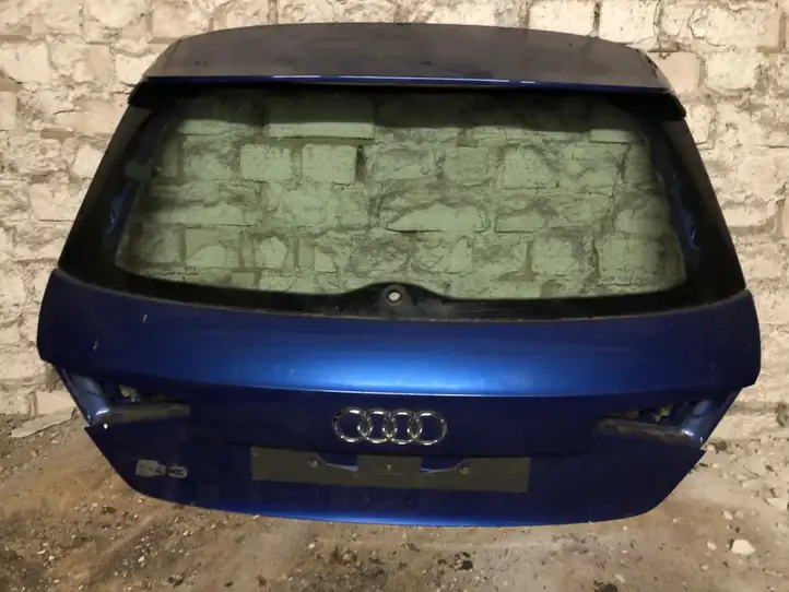 Audi A3/S3 8V (2012 - 2016) Крышка багажника — фото 1