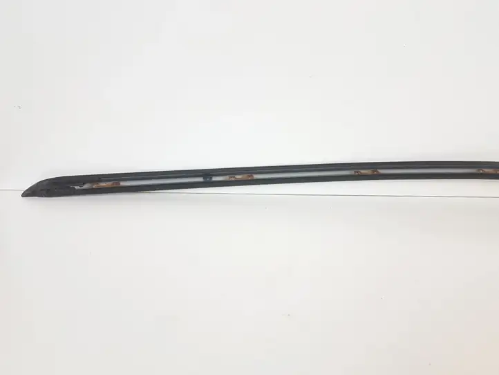 BMW 3 E90 E91 (2005 - 2012) 7126940 Накладка стоек лобового стекла — фото 3