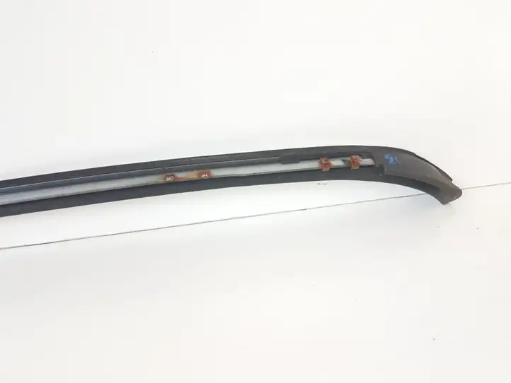 BMW 3 E90 E91 (2005 - 2012) 7126940 Накладка стоек лобового стекла — фото 4