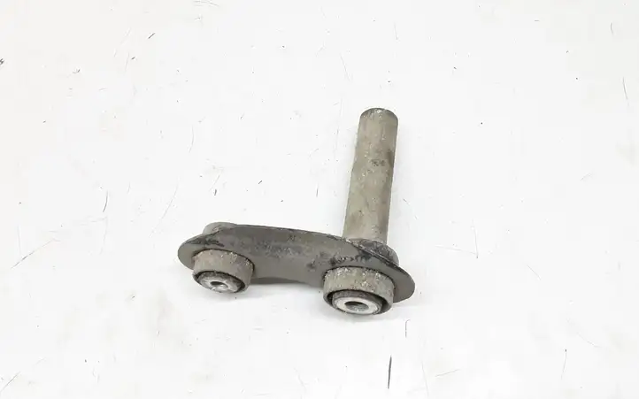 BMW 7 E65 E66    Другая часть задней подвески