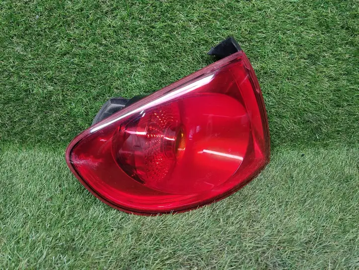 Seat Leon (1P) (2005 - 2012) 5P0945095D Задний фонарь в кузове — фото 5