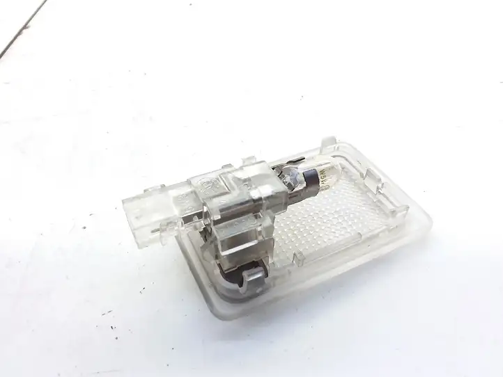 Ford Mondeo Mk III (2000 - 2007)  C95YA Передняя подсветка