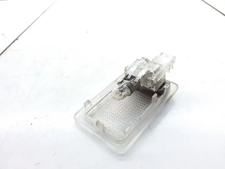 Ford Mondeo Mk III (2000 - 2007)  C95YA Передняя подсветка