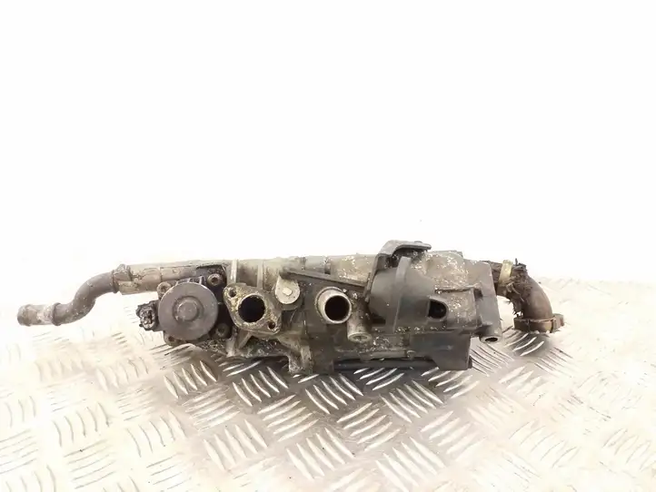 Land Rover Range Rover Sport L494 (2009 - 2013) 9X2Q9U438DA Охладитель клапана EGR — фото 4
