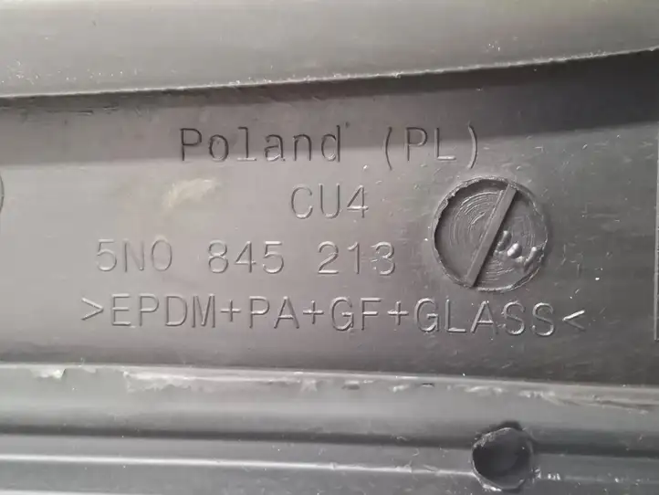 Volkswagen Tiguan (2011 - 2016) 5N0845213 Форточка двери — фото 2