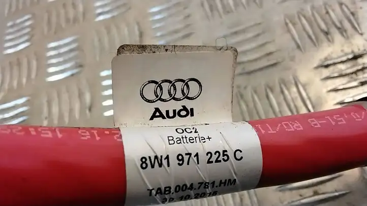 Audi A4 S4 B9 (2015 - 2019) 8W1971225C Плюсовой провод аккумулятора — фото 4