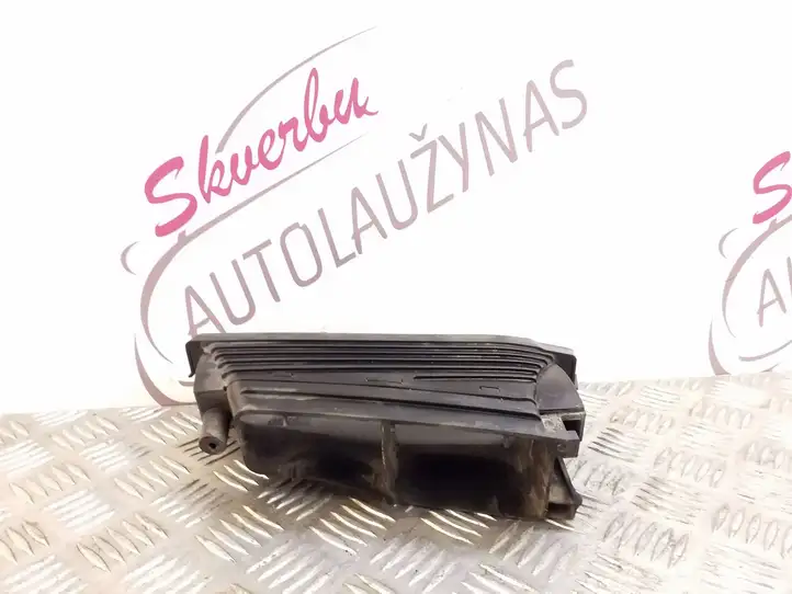 Audi A8 S8 D4 4H (2013 - 2017) 4H0129628AB Детали воздухозаборника — фото 3