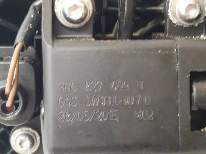 Volkswagen PASSAT B8 (2015 - ) 3G0827469H Ручка багажника с камерой — фото 6