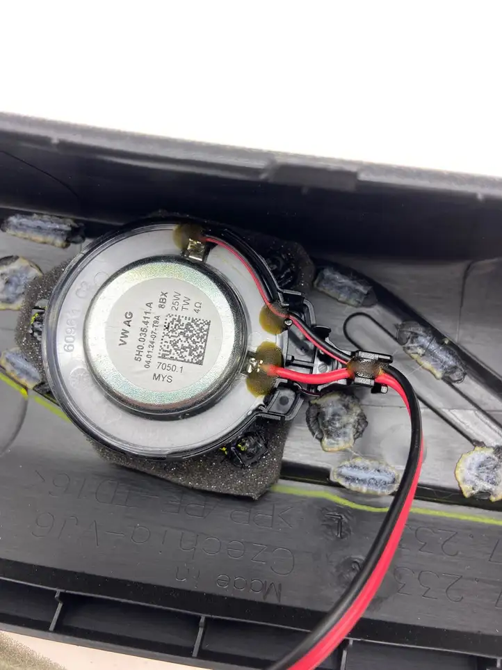 Volkswagen Golf VIII (2019 - ) 5H0867233L Обшивка стойки A — фото 5
