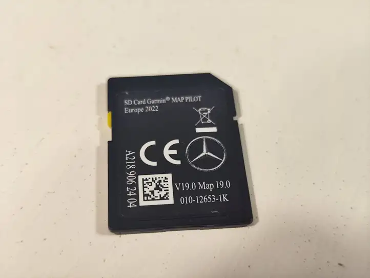 Mercedes-Benz B-class W247 (2018 - ) a2189062404 Навигационные карты CD/DVD — фото 1
