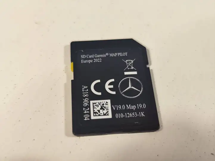 Mercedes-Benz B-class W247 (2018 - ) a2189062404 Навигационные карты CD/DVD — фото 2