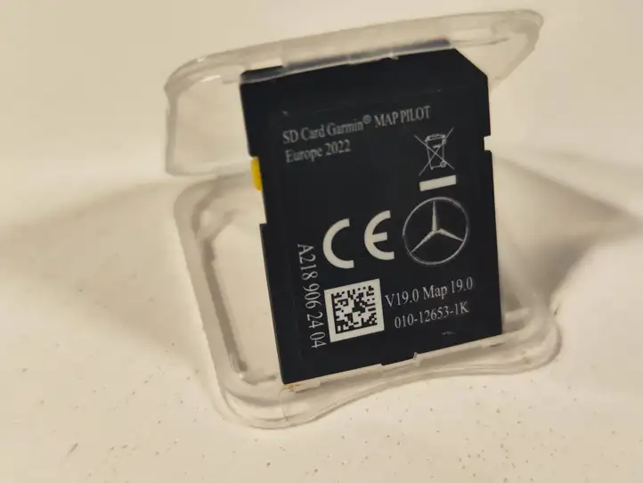 Mercedes-Benz B-class W247 (2018 - ) a2189062404 Навигационные карты CD/DVD — фото 3