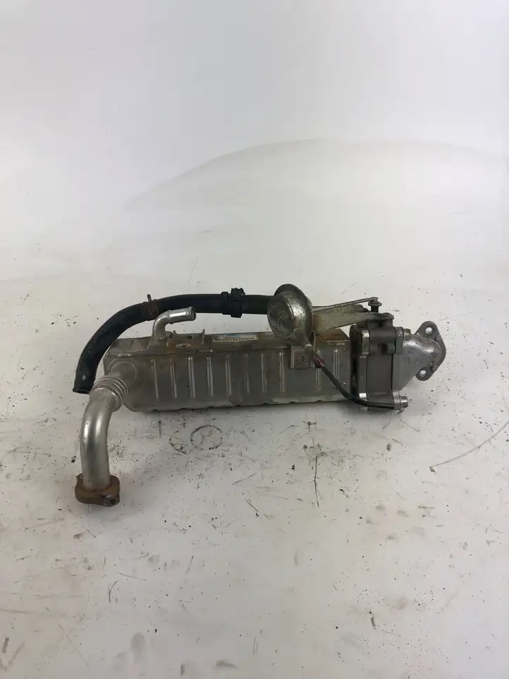 Toyota Land Cruiser (J120) (2002 - 2009) 2560130080 Охладитель клапана EGR — фото 1