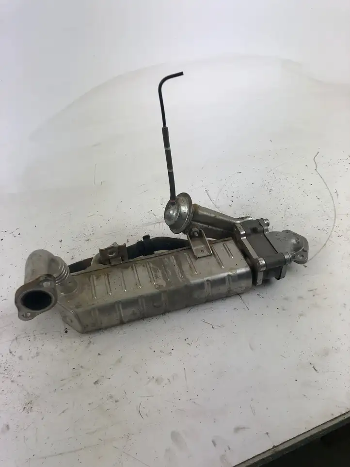 Toyota Land Cruiser (J120) (2002 - 2009) 2560130080 Охладитель клапана EGR — фото 4