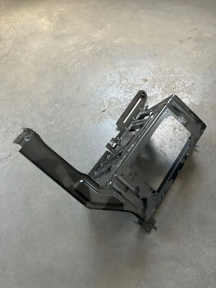 BMW X5 E70 (2006 - 2013) 48501297 Кронштейн усилителя звука — фото 2