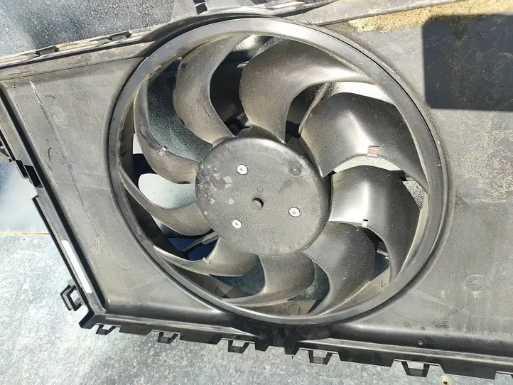 Tesla Model Y (2019 - 2024) 149399500B Проводка вентилятора охлаждения — фото 5