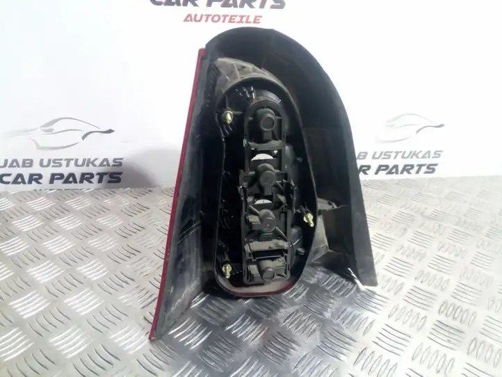 Mercedes-Benz A W168 (1997 - 2004) 1688200664R Задний фонарь в кузове — фото 3