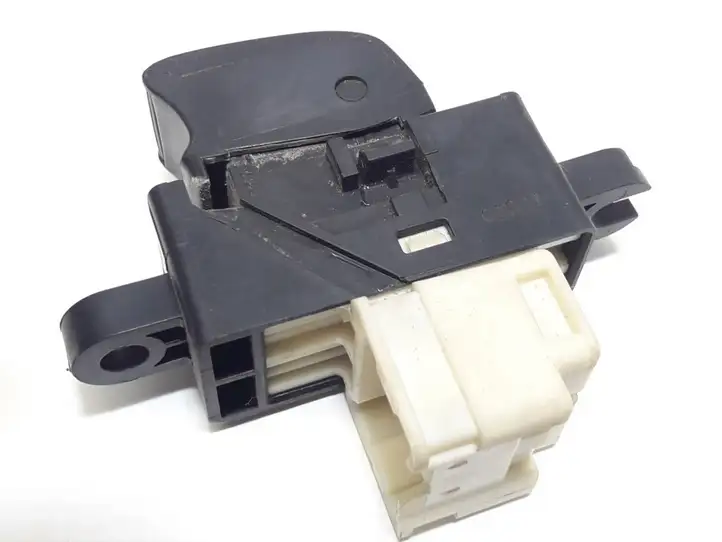 Nissan Almera N16 (2000 - 2010) Блок кнопок стеклоподъемников — фото 4