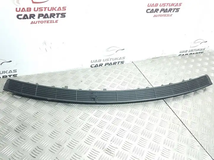 BMW 5 E60 E61 (2004 - 2010) 7033680 Решетка в подоконнике — фото 1