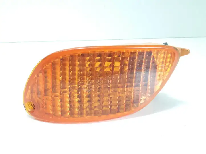 Ford Focus (1998 - 2004) XS4X13369A Указатель поворота передний — фото 1