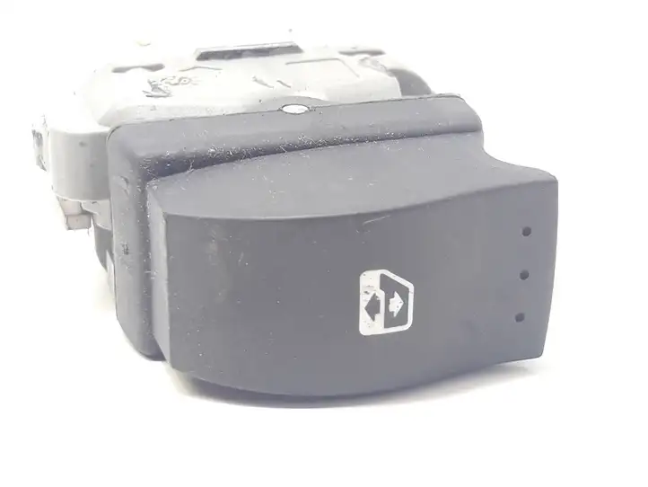 Renault Megane II (2002 - 2005) 28082 Блок кнопок стеклоподъемников — фото 1
