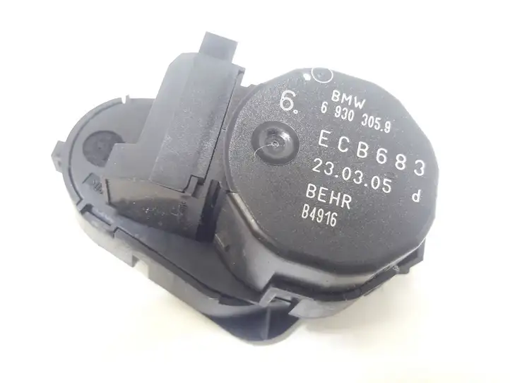 BMW 5 E60 E61 (2004 - 2010) 69303059 Двигатель задвижки потока воздуха — фото 1