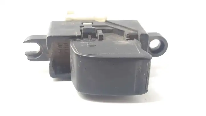 Nissan Almera (2000 - 2006) Блок кнопок стеклоподъемников — фото 1