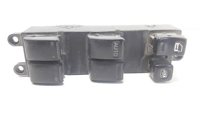 Nissan Almera (2000 - 2006) Блок кнопок стеклоподъемников — фото 1