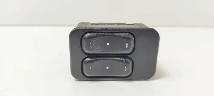 Opel Astra G (1998 - 2004) 90561086 Блок кнопок стеклоподъемников — фото 1