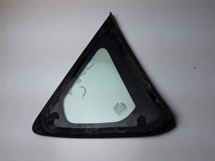 Toyota Auris E180 (2012 - 2018) 6272002170 Заднее боковое стекло — фото 2