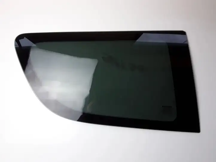 Suzuki Swift (2011 - 2016) E643R006723 Заднее боковое стекло — фото 1