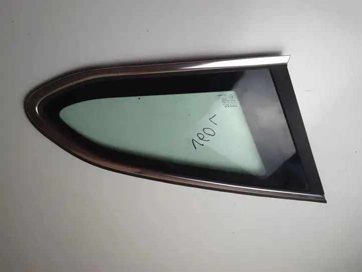 Volvo V60 (2013 - 2018) 31218020 Заднее боковое стекло — фото 1