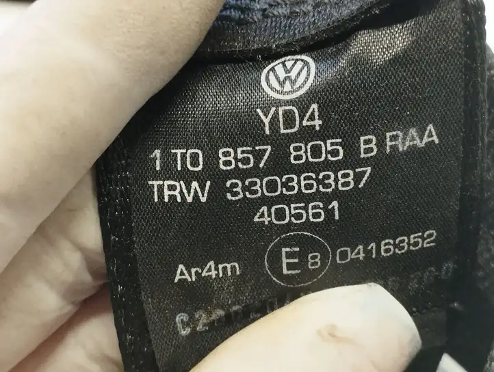 Volkswagen Touran I (2003 - 2010) 1T0857805B Задний ремень безопасности — фото 4