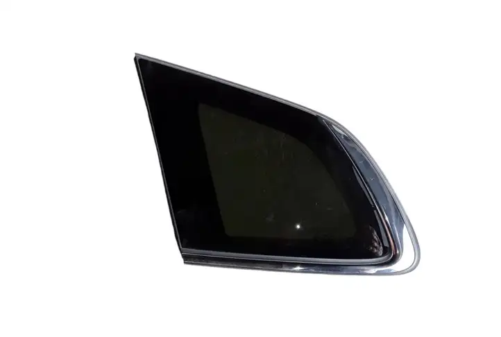 Kia Carens III (2013 - ) 87810A4120 Заднее боковое стекло — фото 1