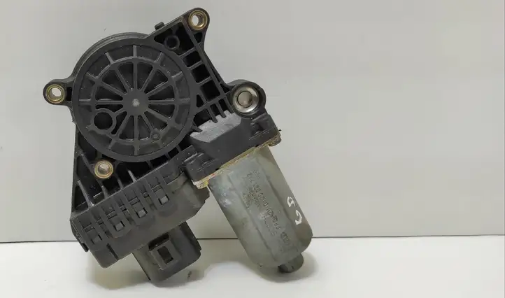 Ford Mondeo Mk III (2000 - 2007) 0130821772 Стеклоподъемник задней двери — фото 1