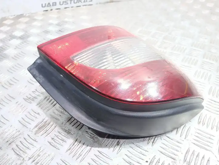 Renault Scenic I (1996 - 2003) 7700428054 Задний фонарь в кузове — фото 4