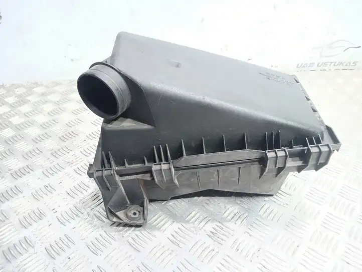 Volkswagen Golf IV (1998 - 2005) 1J0129607 Корпус воздушного фильтра — фото 1