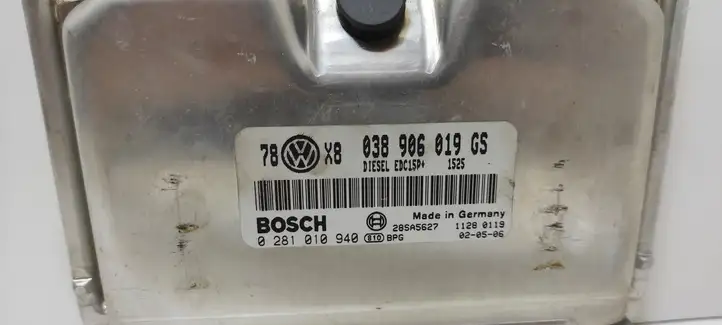 Volkswagen PASSAT B5.5 (2001 - 2005) 038906019GS Блок управления двигателем (ЭБУ) — фото 2