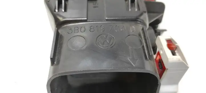 Volkswagen PASSAT B5.5 (2001 - 2005) 3B0819704D Боковой воздушный дефлектор — фото 5