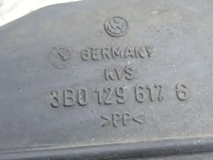 Volkswagen PASSAT B5.5 (2001 - 2005) 3B0129617G Детали воздухозаборника — фото 4