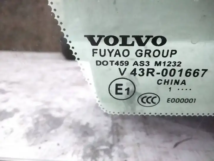 Volvo V60 (2010 - 2013) 31299577 Заднее боковое стекло — фото 2