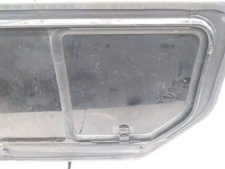 Opel Vivaro (2001 - 2006) Боковое стекло в середине кузова — фото 4