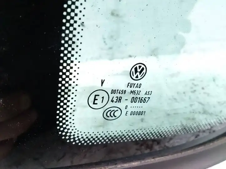 Volkswagen Tiguan (2007 - 2011) 5N084504S Заднее боковое стекло — фото 3