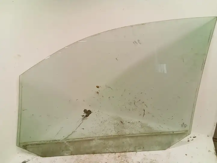 Volkswagen Caddy (2004 - 2010) Стекло передней двери — фото 2