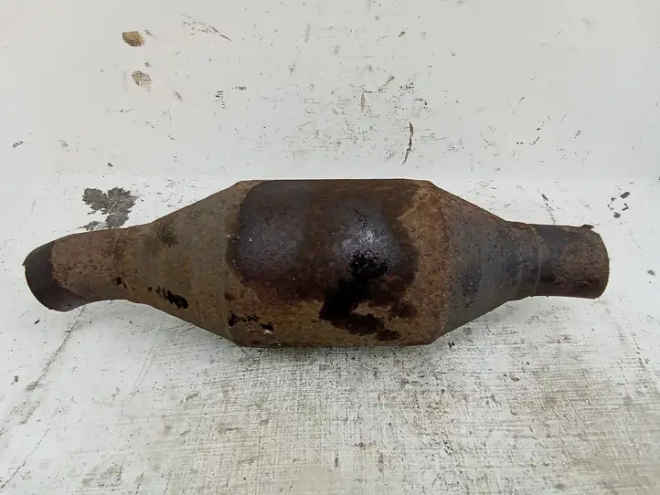 Toyota RAV 4 (XA30) (2006 - 2016) Катализатор / DPF / FAP — фото 1