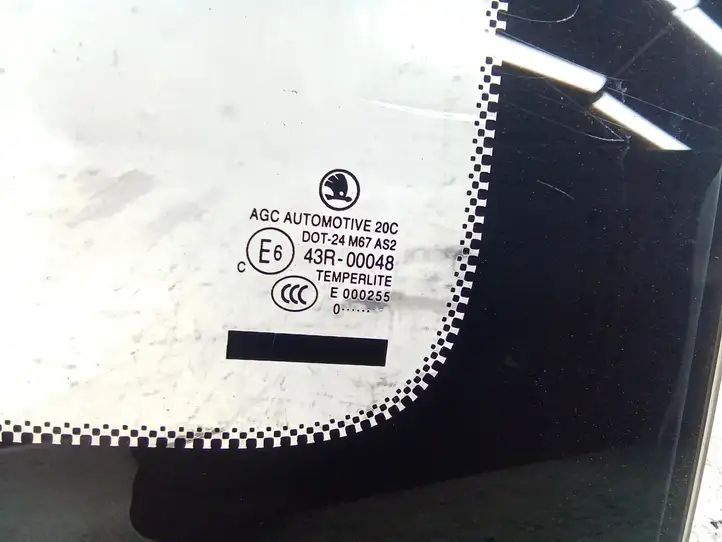 Skoda Roomster (5J) (2010 - 2015) Заднее боковое стекло — фото 3