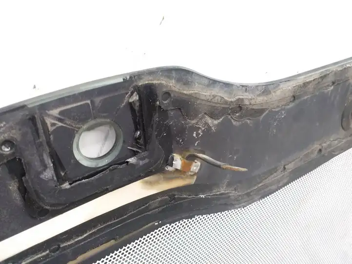 Smart ForTwo I (2000 - 2007) Открывающееся стекло крышки багажника — фото 6