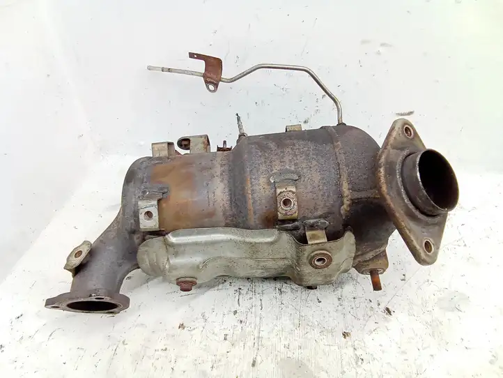 Toyota Avensis T250 (2006 - 2009) Катализатор / DPF / FAP — фото 1